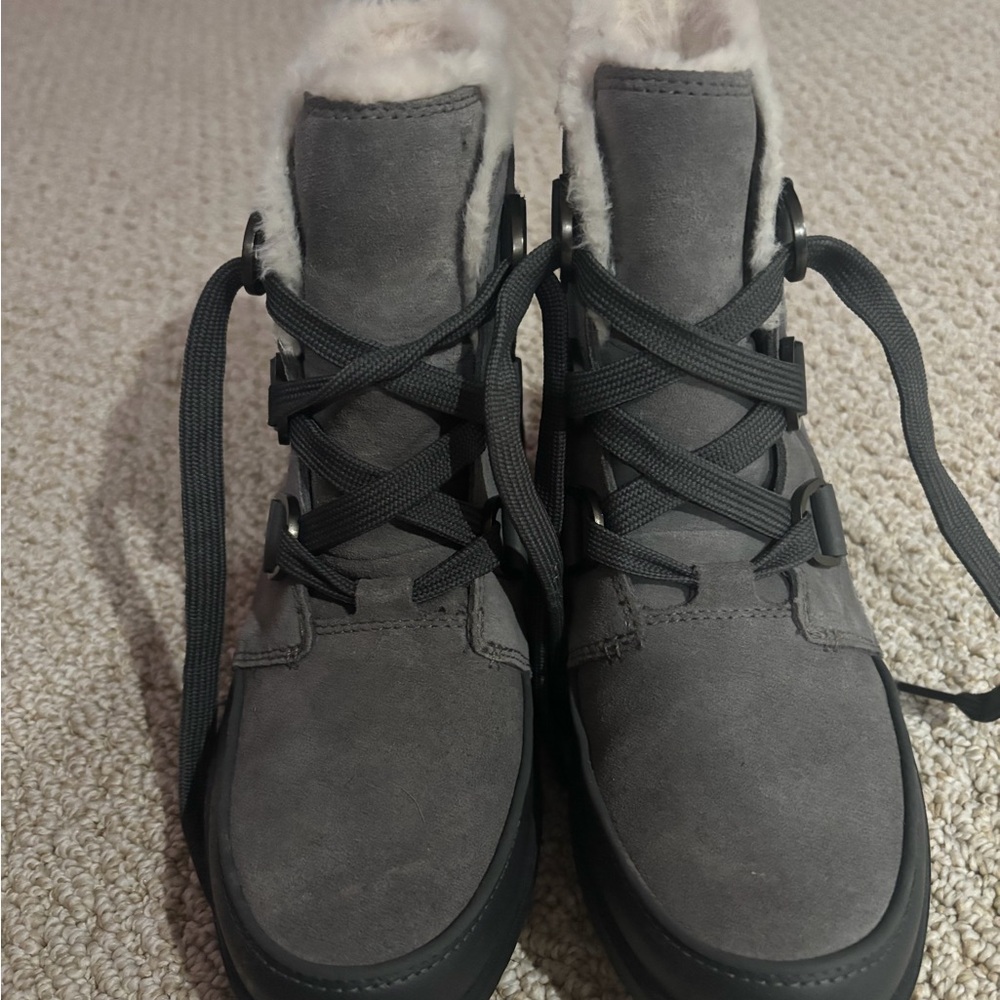 Sorel Women's Gray Winter Boots